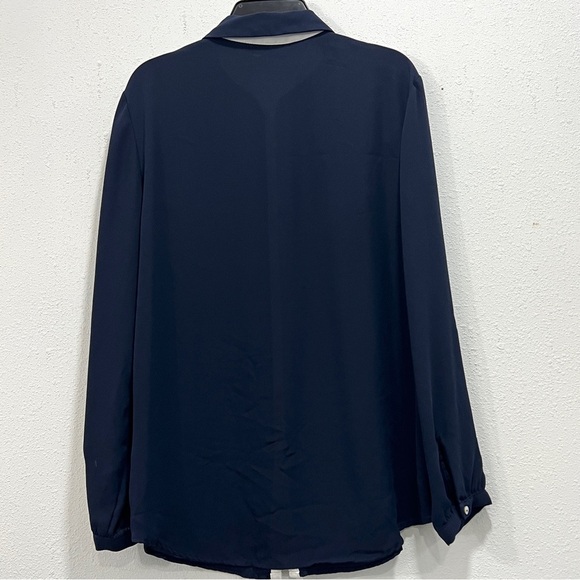 Zara Basic Women’s Navy and White Lightweight Button Up Top Size XS - Picture 3 of 5